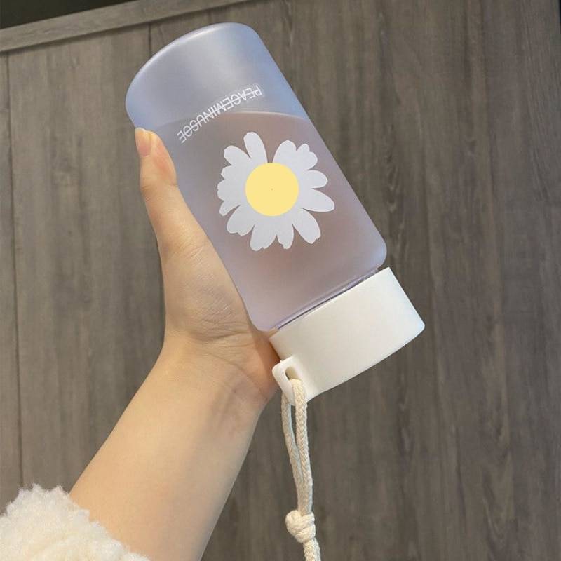 500ml Small Daisy Transparent Plastic Water Bottles BPA Free Creative Frosted Water Bottle With Portable Rope Travel Tea Cup – Image 9